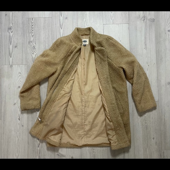 Long Teddy Bear Coat 🧥 - Picture 4 of 5